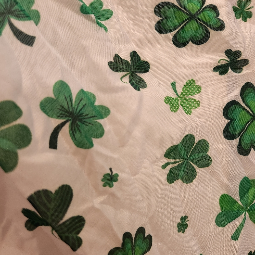 Shamrock Sheer Scarf NWOT